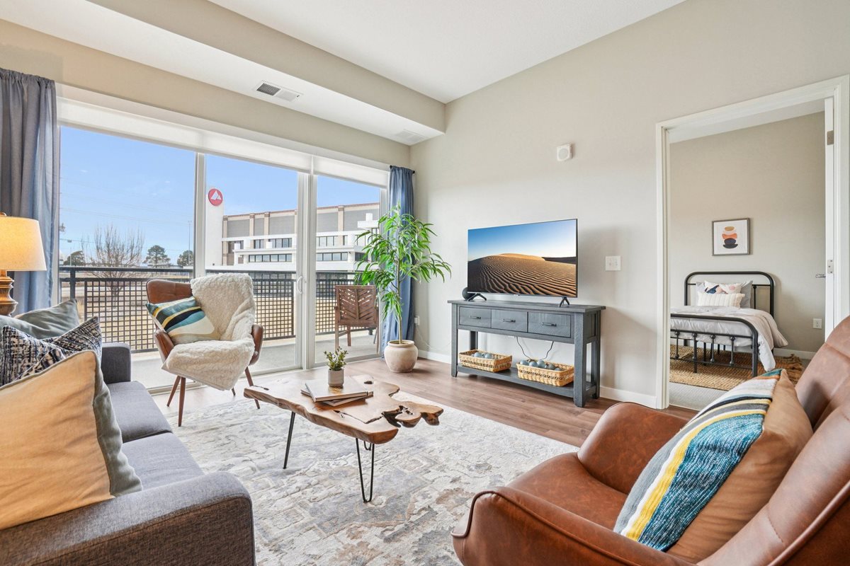 Lyra Apartments